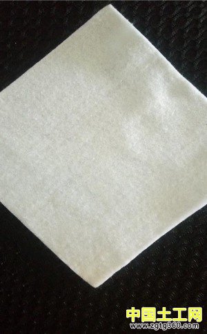 復合土工膜廠家生產量會影響到復合土工膜價格嗎